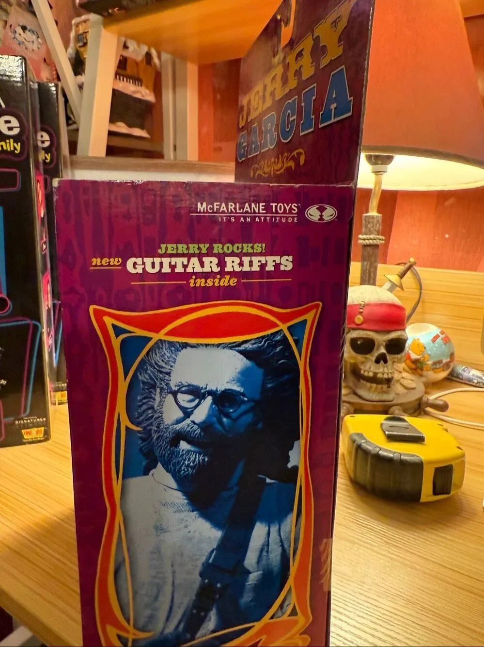 Grateful Dead Jerry Garcia Figurine Plays Jerry Guitar Riff New In Box *READ*